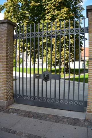 Div. gelændere - hegn - porte